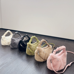 Crossbody Bag Factory - OEM Autumn Winter Women's Underarm Bag New Fur Plush Candy Color Basket