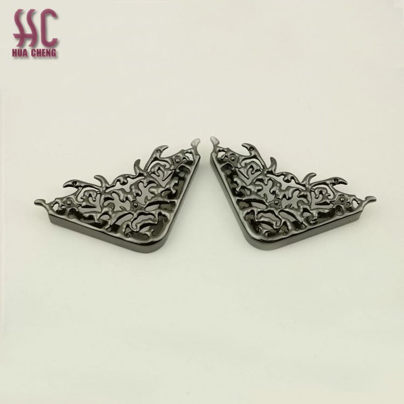 Bag Hardware Corner Factory - OEM/ODM Shiny Light Gold Color Metal Book Leather Bag Protective