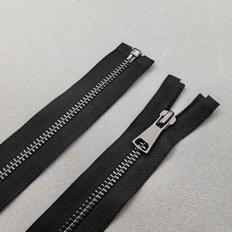 Metal Zipper Manufacturer - OEM/ODM Golden Open-end for Clothing Dress Bag Purse