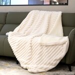 Faux Fur Blanket Factory - Long Hair Plush King Size Winter Blanket