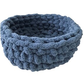 Pet Bed Manufacturer - Soft Chunky Chenille Yarn Knit Handmade