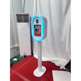 Photo Booth Supplier - Oval DSLR Camera for Wedding Events iPad Compatible