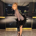 Plus Size Women's Clothing Factory - OEM/ODM Novance Summer 2023 Diamond Luxury Ball Short Robe