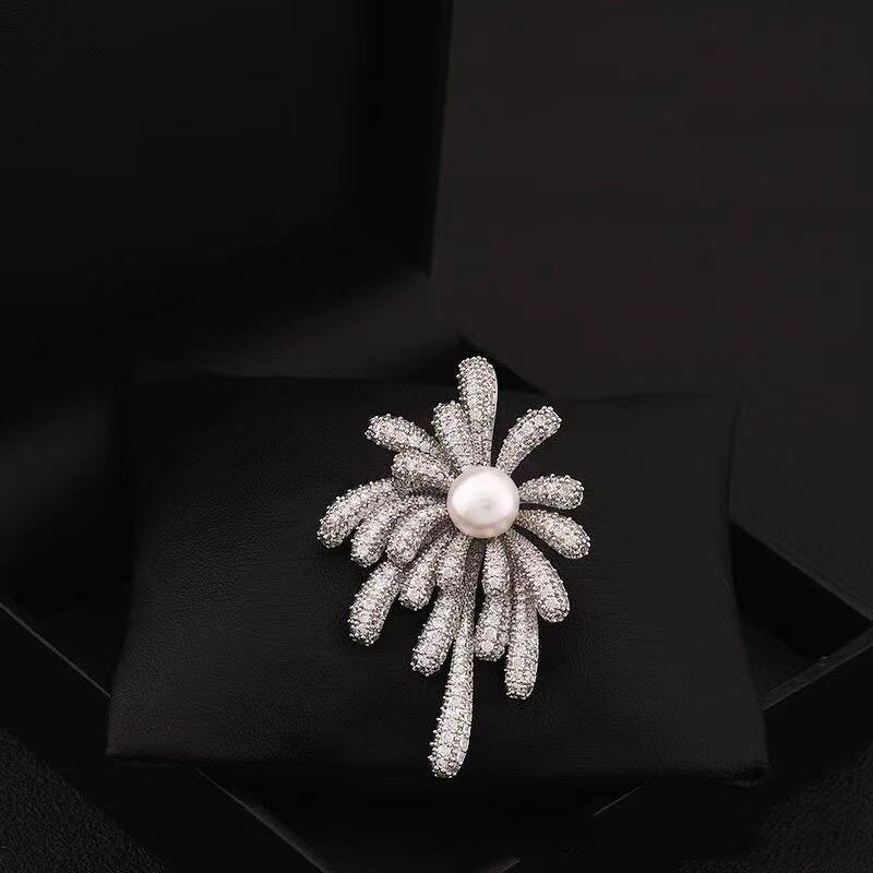 Luxury Brooch Factory - OEM/ODM 2026 Light Fireworks Retro Zircon Pearl Artistic Style