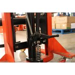 Manual Drum Lifter Manufacturer - OEM/ODM 350kg 1.4meter Oil Barrel