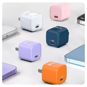 Wall Charger Manufacturer - OEM 2024 Factory Customizable PD30W GAN Crystal Case Small Size