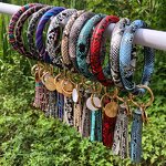 Christmas Keychain Manufacturer - Custom Snowflake Tassel Bracelet for Women