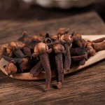 Raw Chinese Herb Syzygium Aromaticum DingXiang Lilac Herb Selected Dried Clove Herbs Natural Seasoning Spice Organic Male Cloves