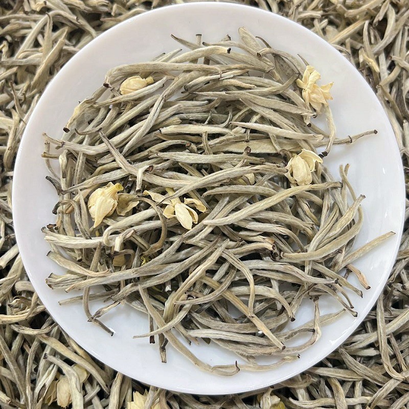 Top Quality Jasmine Green Tea Fragrant Needles Drifting Snow Organic Jasmine Tea with White Bud Jasmine Flavor Tea