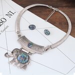 Necklace Manufacturer - OEM Custom Retro Carved & Alloy Chocker