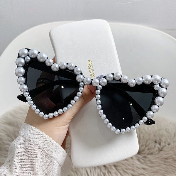 Heart Sunglasses Manufacturer - New Fashion Plastic Frame Women Love Shades Luxury Pearl