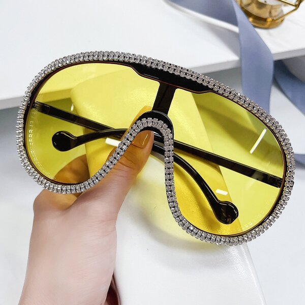 Plastic Frame Sunglasses Supplier - New One-piece Lens Vintage Oversized Diamond for Women