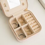 Jewelry Box Factory - Wholesale Mini Velvet Earring Necklace Travel Case
