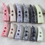 Resin Toggle Button Manufacturer - Varnish Print 45mm 55mm Overcoat