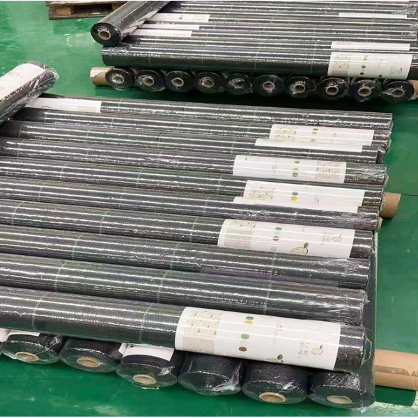 Non Woven Fabric Factory - 100% Virgin PP UV Resistant Tomato Weed Barrier