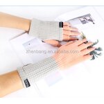 Touch Screen Gloves Manufacturer - New Style Knitting Wool Cute Fingerless