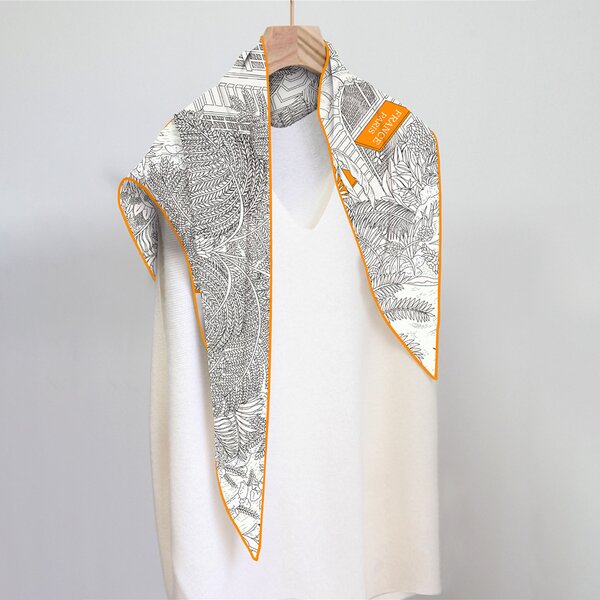 Triangle Scarf Manufacturer - Korean Autumn Thin Niche Design Shawl Fashion All-match Decorative
