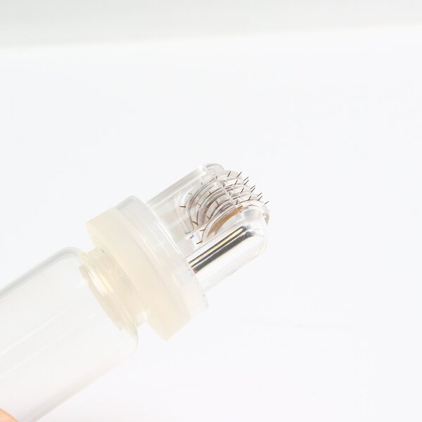 Hydra Needle Factory - Medical Grade 64pins Golden Titanium