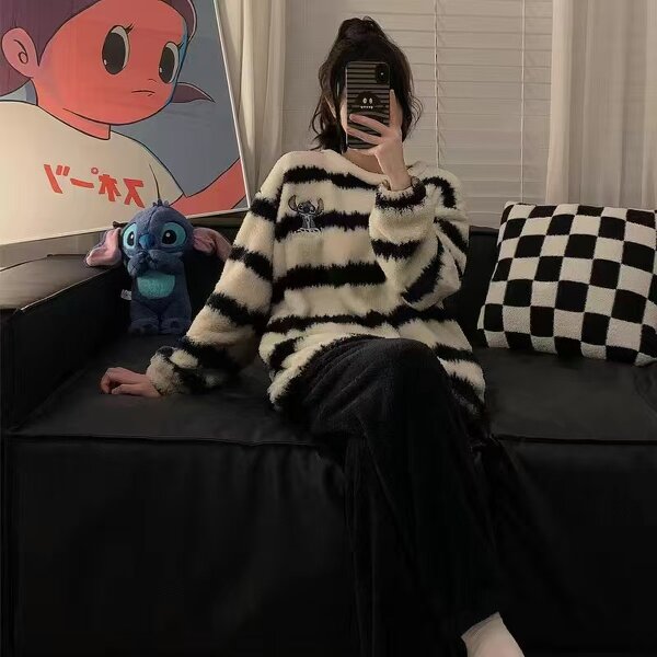 Couple Pajamas Set Manufacturer - OEM Two Piece Thermal Elastic