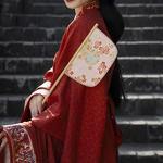 Chinese Style Fan Supplier - OEM Creative Classical Ginkgo Leaf Pattern