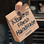 Kraft Takeaway Bags Factory - OEM Customizable Large Screen Printed Ribbon