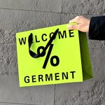 Shopping Kraft Gift Bag Supplier - OEM Wholesale Custom Printed Hard Packaging