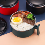 Plastic trays and lunch boxes