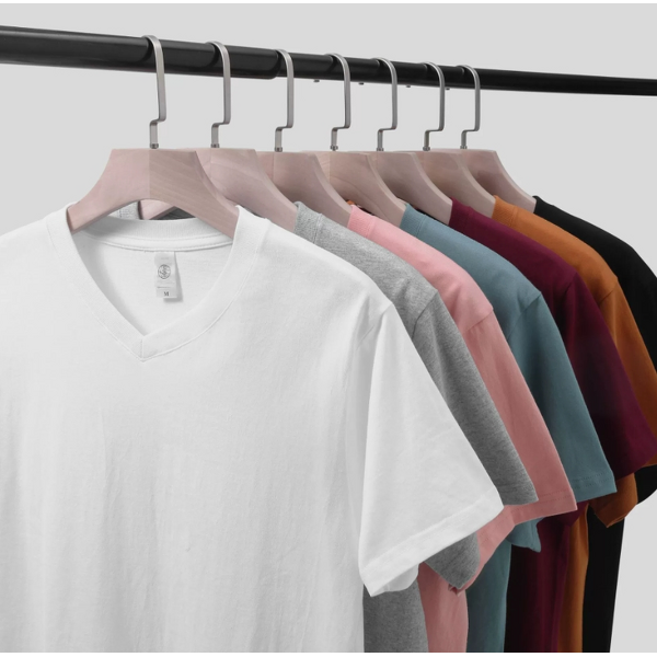 Men's T-Shirts Supplier - OEM Summer V Neck 220 Grams Custom Logo Cotton