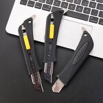 Utility Knife Manufacturer - OEM 18mm SK4 Black Blade Easy-change