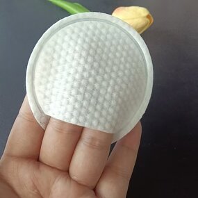 Cotton Pads Factory - Custom Disposable 3-Layer 6.2cm Lint-Free