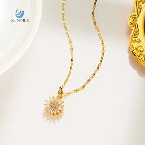 Sunflower Necklace Supplier - Rotating Zirconia 18K Gold Plated Stainless Steel