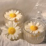 Flower Candles - Small Daisy Style Scented Jar for Holiday Celebrations