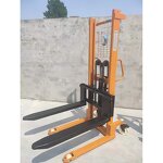 Manual Hydraulic Stacker Manufacturer - Customized OEM 1 Tons Forklift No. 10 Channel Steel 1.6m Manual Stacker