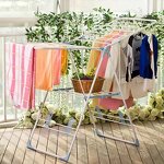 CLOTHES HORSE