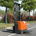 Electric Pallet Stacker Manufacturer - Fully 1.5 Ton 2 Ton 3m 6m Battery Powered Reach Walkie