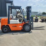 diesel Forklift Manufacturer - Brand Machine 2000kg 3500 kg Truck With 3 Mast