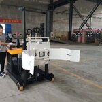 Electric Pallet Stacker Manufacturer - Chinese Stand Type Lift Truck 1ton 1.5 Ton 2 Ton Forklift Full with Roll Clip