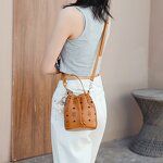 Crossbody Bucket Bag Manufacturer - Women's Printed Hand-held Fashion Barrel-Shaped Single Portable with Open Closure and Polyester Lining