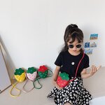 Coin Purse Manufacturer - Children's Small Bag 2021 Girl Decoration One-shoulder Messenger Cute Baby Diamond Strawberry