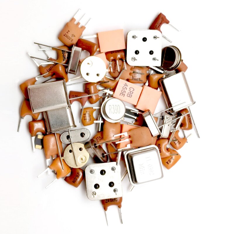 Crystal Oscillator - Manufacturer SIT8008BI-11-18E-24.576000