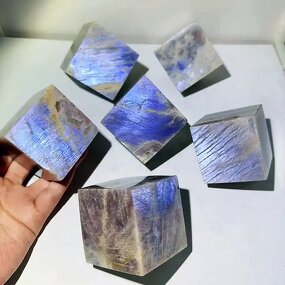 Crystal Block Cubes Manufacturer - Wholesale Good Flashy Natural Bulk Blue Moonstone