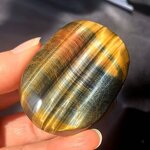 Tiger's Eye Ornament Manufacturer - Wholesale Natural Crystal Rough Polished Handheld Feng Shui Raw Stone Palm Piece