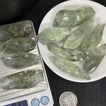 Green Crystal Wand Manufacturer - Natural Polished Chips Large Granules Model for Desktop Home Bedroom Fish Tank Decoration