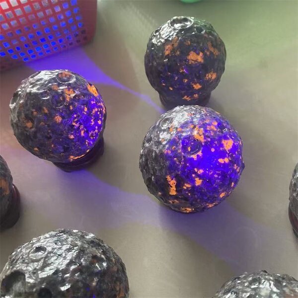 Fluorescent Crystal Flame Stone Moon Sphere Manufacturer - Natural Hand-Carved Engraving Durable Desktop with Fire Spirit