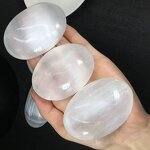 Selenite Palm Stone Manufacturer - Natural Raw Oval Shape Nitrite Gypsum Handheld for Home Decoration Souvenir Gift