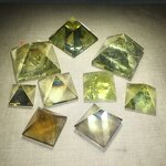 Yellow Crystal Healing Pyramid Manufacturer - Wholesale Natural Clear Citrine for Decoration