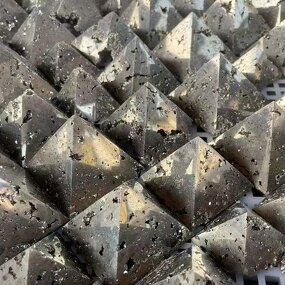 Pyrite Quartz Pyramid Geode Manufacturer - Wholesale Natural Polished Healing Crystal for Feng Shui Decoration Mascot Raw