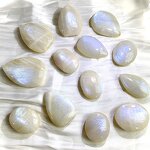 Moon Stone Ornaments Manufacturer - Hot Sale Natural Crystal Blue Flash Good Flash