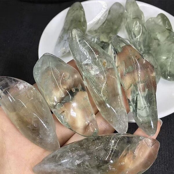 Green Crystal Wand Manufacturer - Natural Polished Chips Large Granules Model for Desktop Home Bedroom Fish Tank Decoration