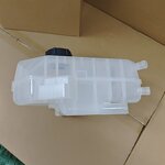 Water Coolant Expansion Tank Manufacturer - Wholesale Auto Parts Plastic Screw-In for B-MAX ECOSPORT FIESTA VI KA 8V218K218AB